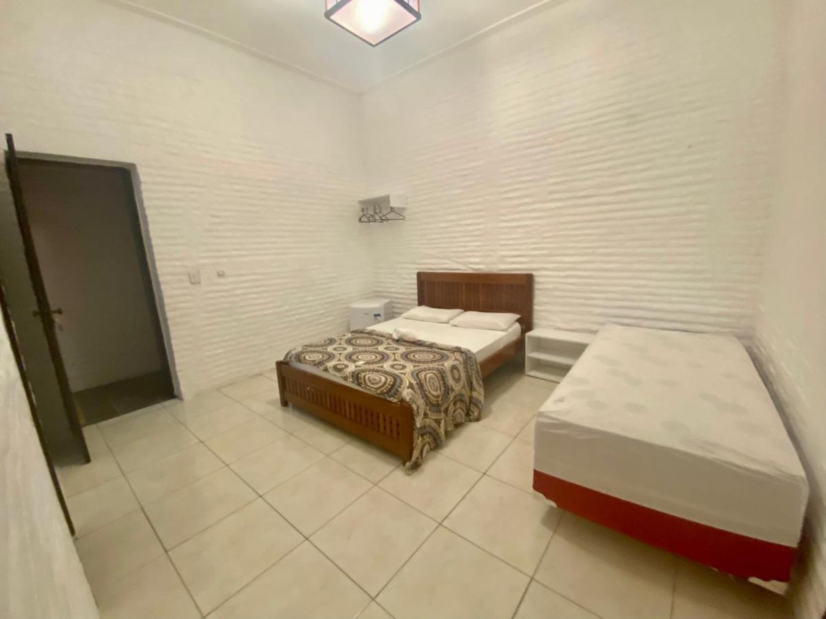 Sunshine Hotel Кумбуку Екстер'єр фото